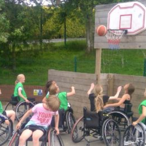 Wheelchair-Basketball